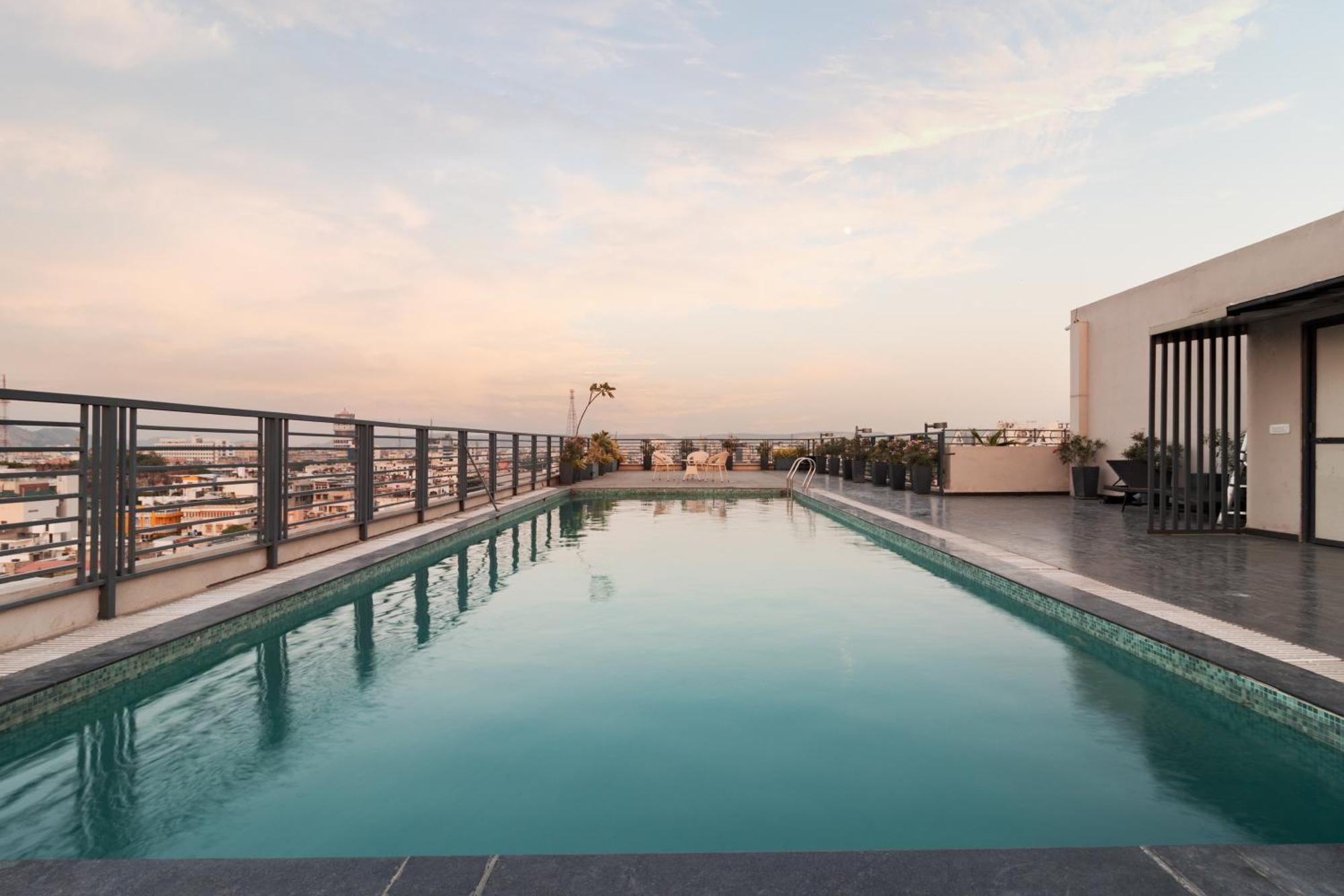 Studio Vachi , City Centre Location Jaipur Eksteriør billede