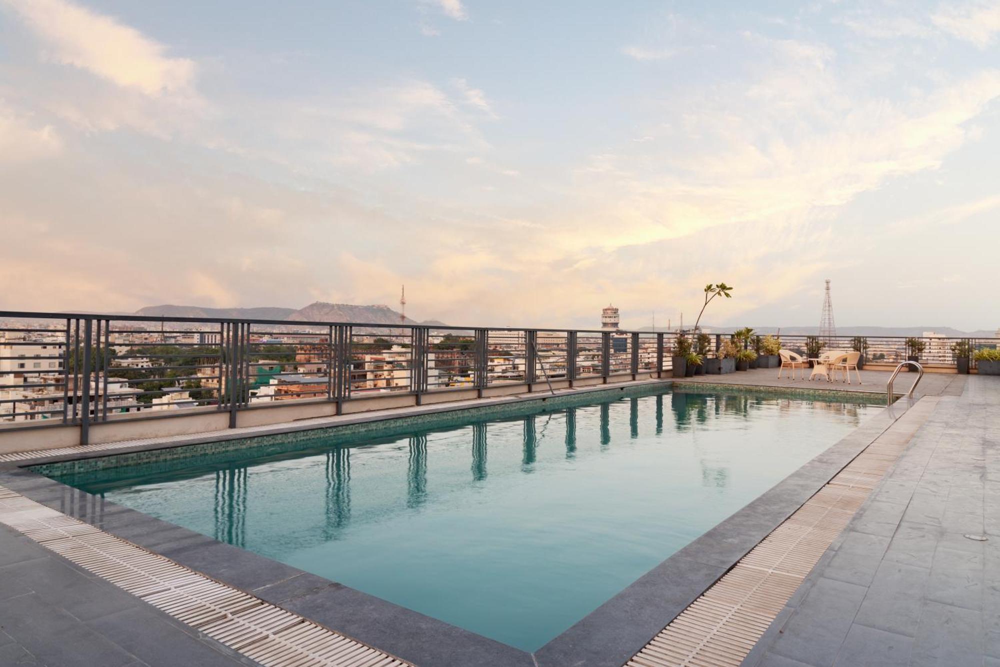 Studio Vachi , City Centre Location Jaipur Eksteriør billede